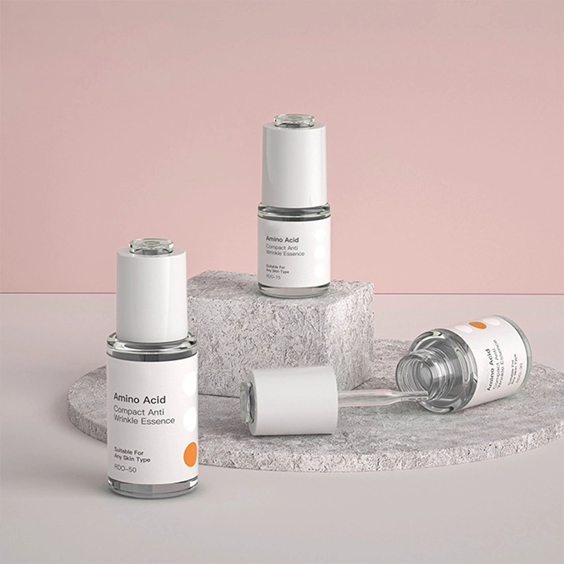 5ml 10ml 15ml 20ml 작은 아름다움 멋진 빈 에센셜 오일 병 스킨 케어를위한 Dropper 병이있는 플라스틱 호박색 투명한 병