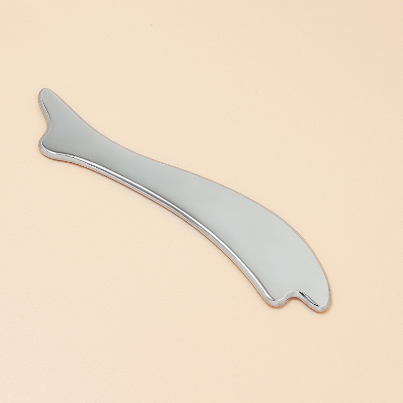 개인화된 색상과 로고가 있는 물고기 모양의 아연 합금 Gua Sha 보드 개인화된 색상과 로고가 있는 물고기 모양의 아연 합금 Gua Sha 보드