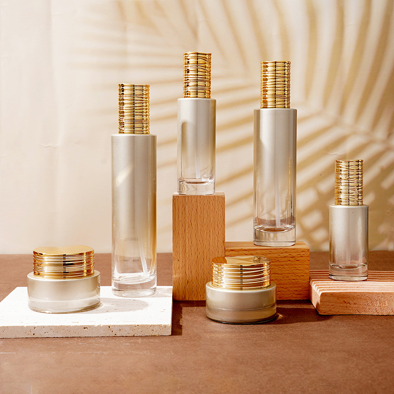 전기도금된 브러시 뚜껑이 있는 유리 세럼 병