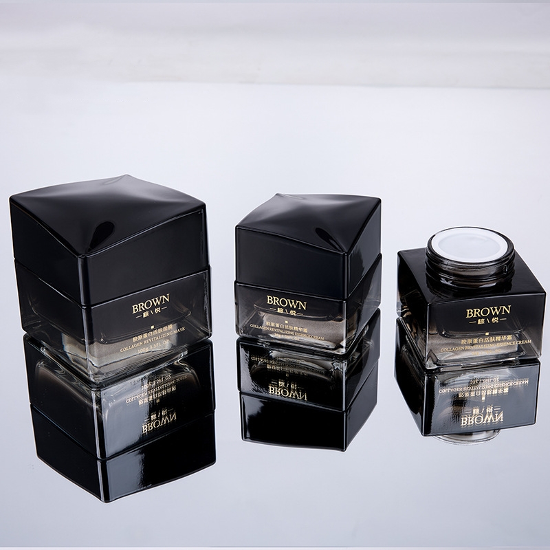 화장용 포장을 위한 올려진 뚜껑 디자인을 가진 유일한 정연한 유리제 크림 단지 화장용 포장을 위한 올려진 뚜껑 디자인을 가진 유일한 정연한 유리제 크림 단지