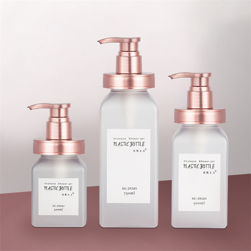 300ml 500ml 700ml 호화스러운 화장품 포장 서리로 덥은 부드러운 표면 터치 스퀴즈 바디 로션 워시 호텔 샴푸 병 골드 로즈 펌프