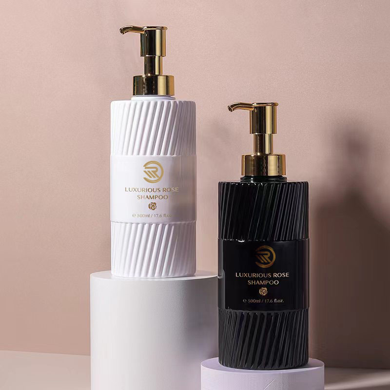 로션 사용을 위해 포장하는 친환경 500ml 플랫 숄더 샴푸 샤워 젤 병 화이트 블랙 스트라이프 프레스 플라스틱 펌프 유제 로션 사용을 위해 포장하는 친환경 500ml 플랫 숄더 샴푸 샤워 젤 병 화이트 블랙 스트라이프 프레스 플라스틱 펌프 유제