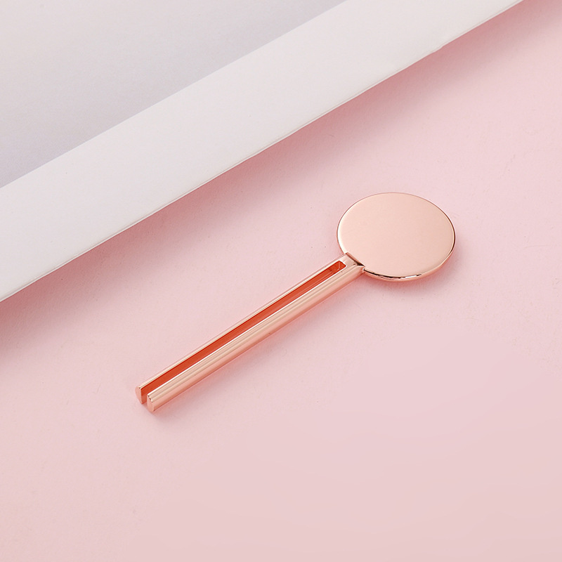 화장품 회전 키 모양 튜브 압착기 롤링 치약 튜브 압착기 키 스탠드 디스펜서 금속 튜브 압착기 화장품 회전 키 모양 튜브 압착기 롤링 치약 튜브 압착기 키 스탠드 디스펜서 금속 튜브 압착기