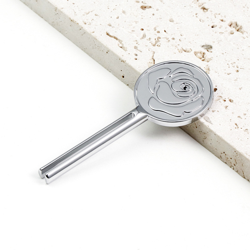 고양이 사료용 고양이 발 모양의 아연 합금 튜브 압착기의 독특한 디자인 고양이 사료용 고양이 발 모양의 아연 합금 튜브 압착기의 독특한 디자인